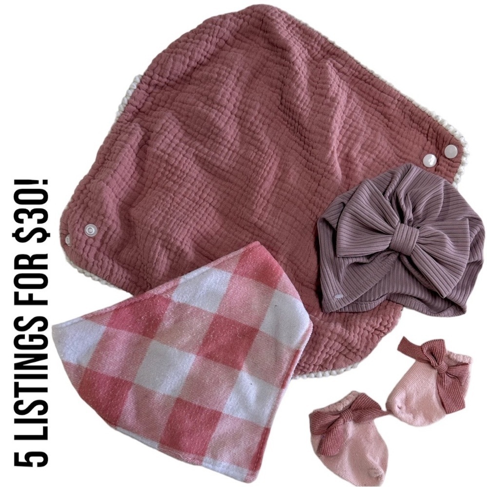 5/$30 Baby Girl 4 piece accessory Lot bibs, socks & hat​